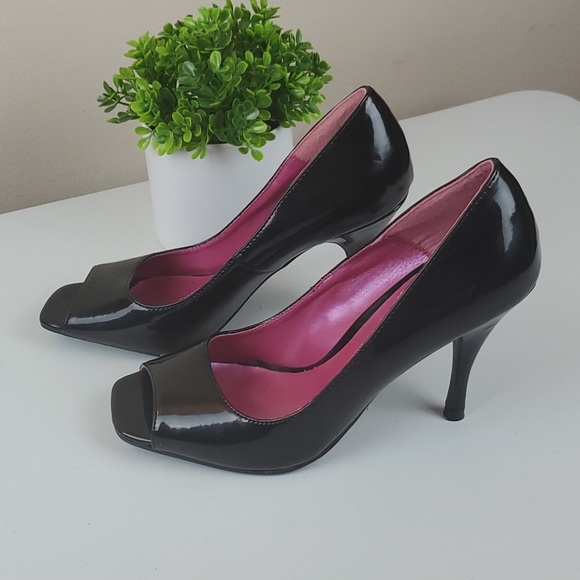 Qupid Shoes - Qupid black heels